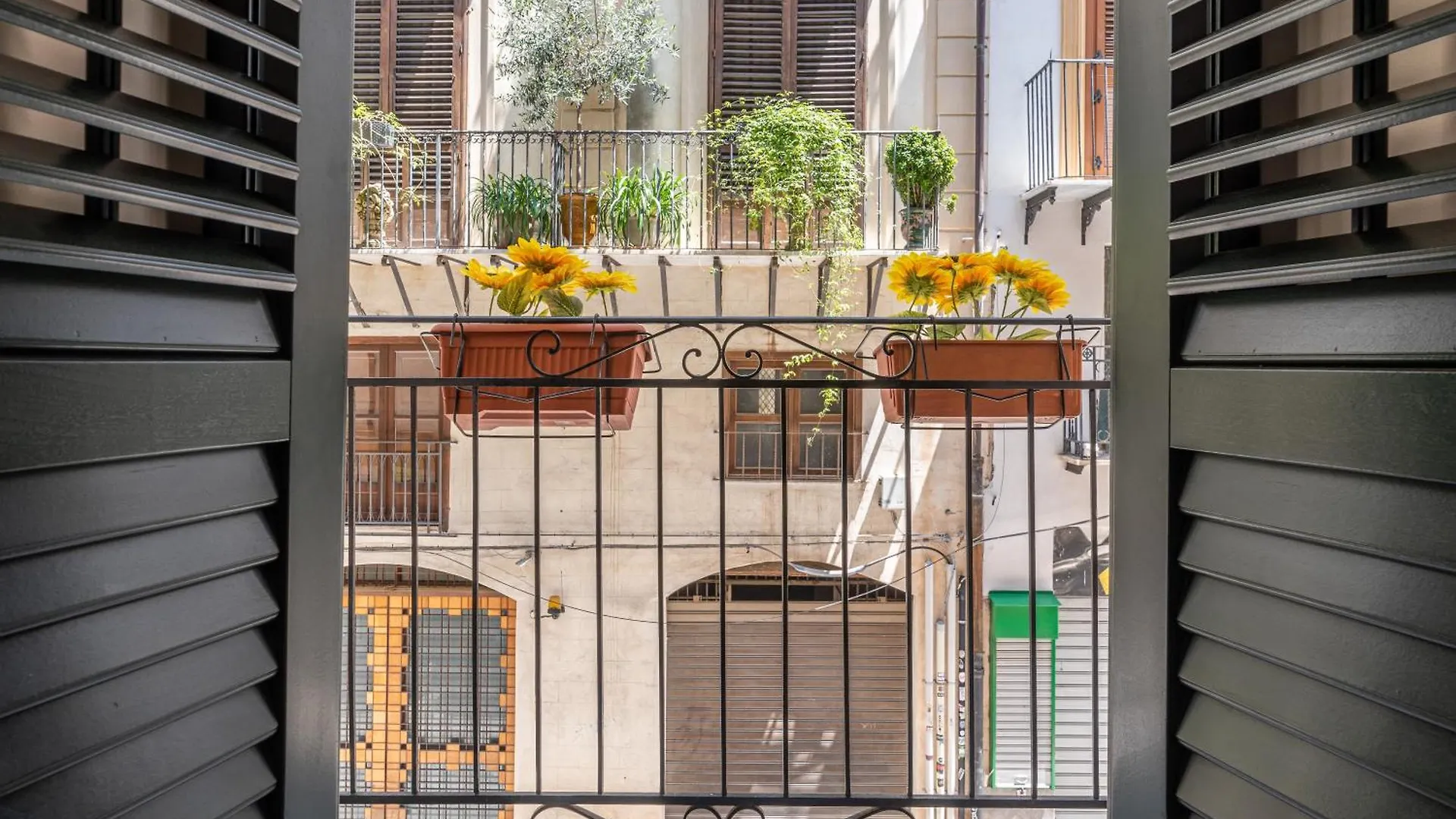 Good Vibes Apartment Nel Centro Storico Palermo 0*,